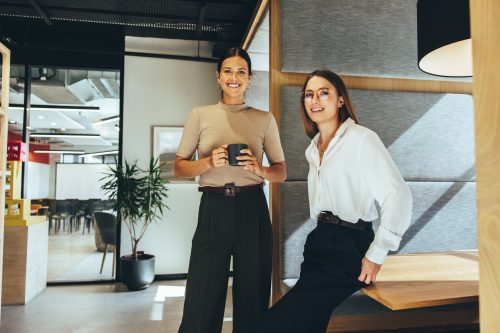 employées dans un open space